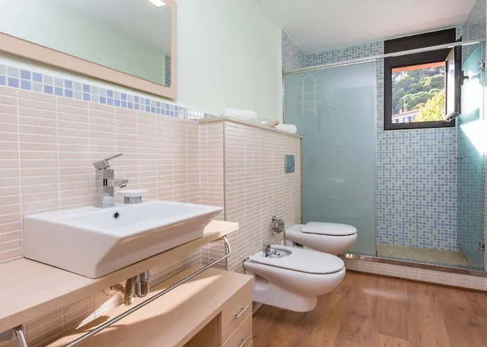 2llev 2 - * Льорет-де-Мар